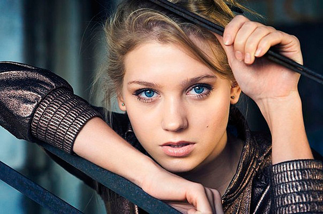Кристина Асмус входит в число самых красивых актрис России фото